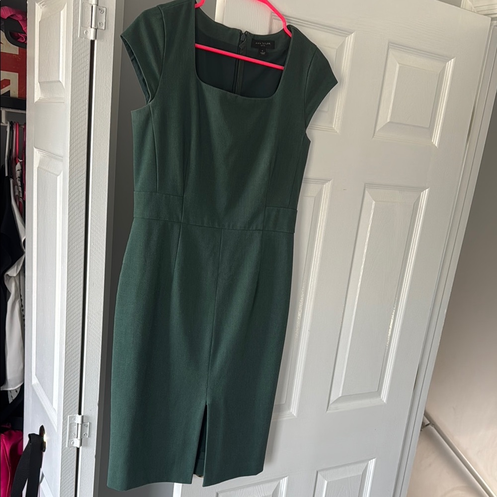 Elegant Green Cap Sleeve Dress